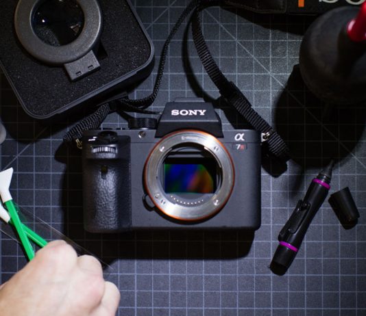 Vệ sinh máy ảnh Sony giá rẻ lấy liền tại TPHCM